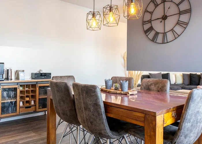 Diemelblick 17 -stilvolles Mit Sauna Und Terrasse بيت للعطل